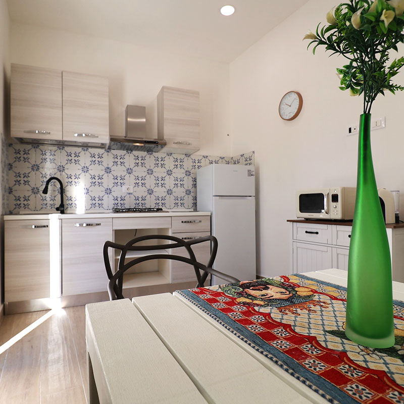 slide-casetta02-cucina-800x800